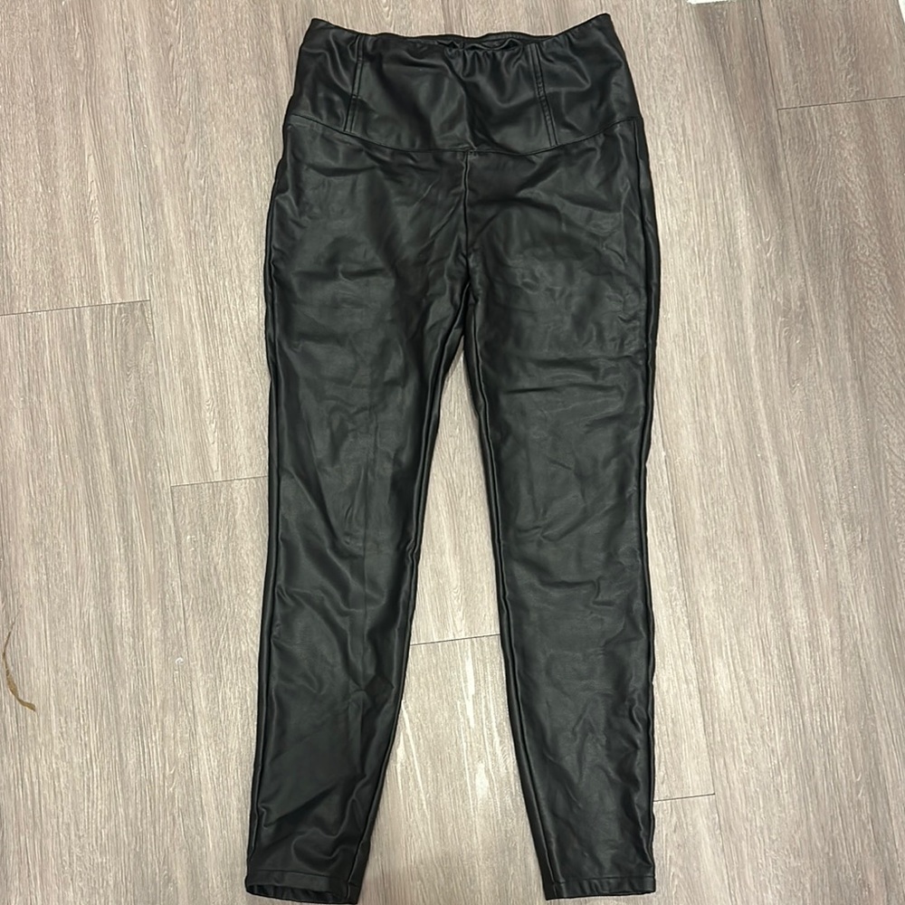 Badgley Mischka Black Faux Leather Leggings